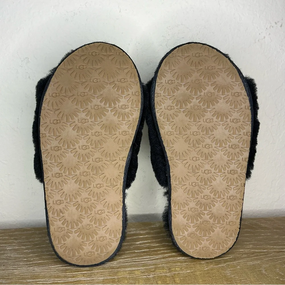 UGG Kids Fluff Yeah Slide Size 11 Unisex